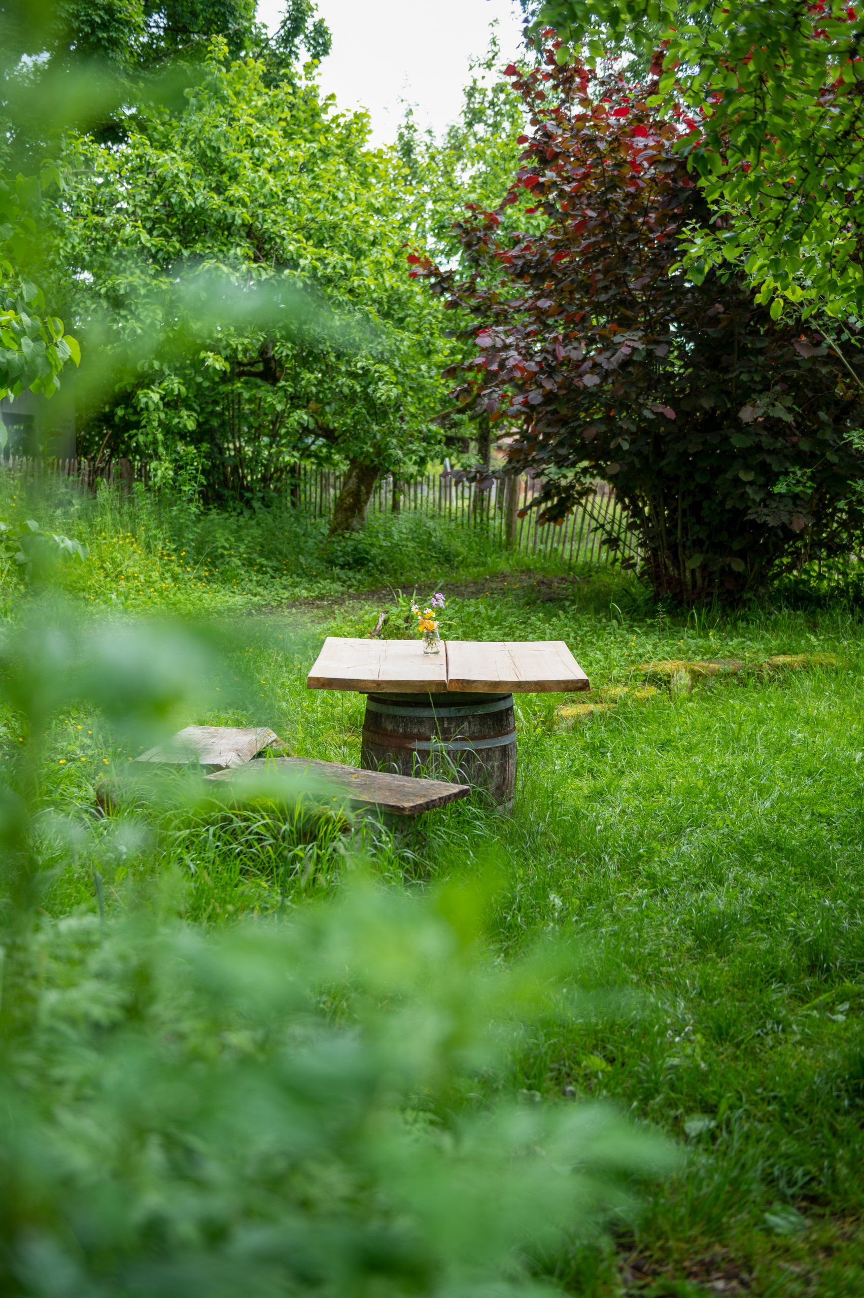 Esszimmer Tisch im Grünen